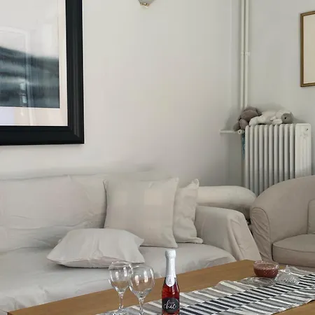 Anastasia Apts Athina アテネ